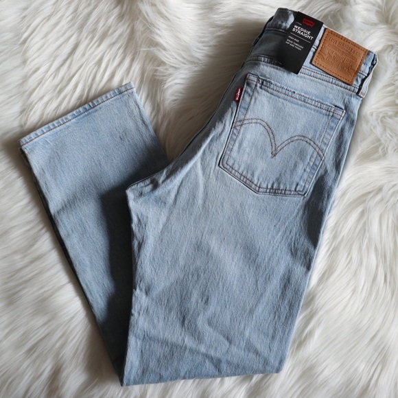 Levi's Light Blue Boyfriend Jeans - Picture 4 of 8